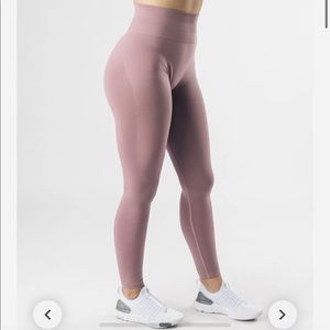 Aphalete Amplify Legging - Purple Dove